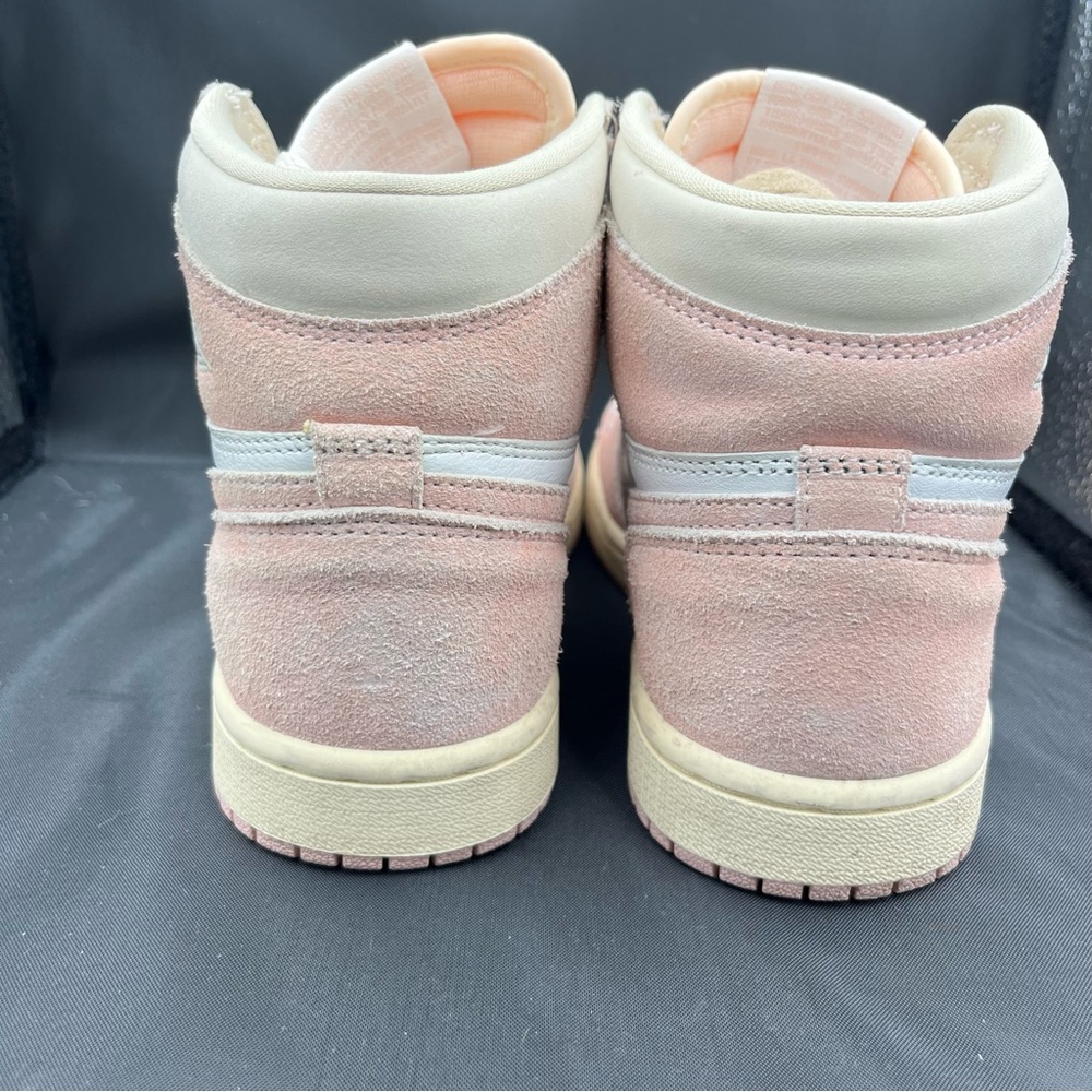 Nike Air Jordan 1 Retro High OG in the "Washed Pink" pre-yellowed midsole 5.5 - Picture 8 of 16